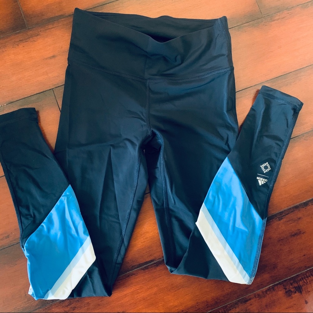 Adidas Wanderlust Yoga Leggings like new